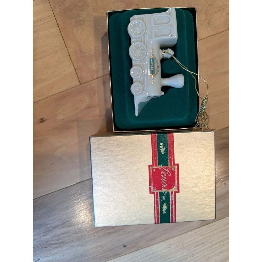 Lenox 1988 Yuletide Express‎ Train Locomotive Christmas Ornament with Box